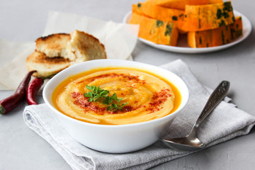 Pumpkin soup mashed potatoes with croutons