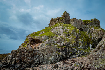 Fototapeta na wymiar Dunscaith castle ruins in the Isle of Skye
