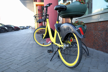 Bike parked in city © H_Ko