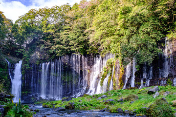 初秋の白糸の滝