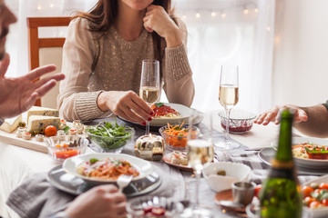 Friends' lunch at dining table.