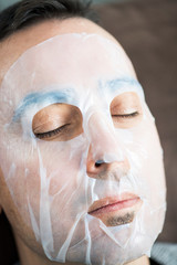 Fototapeta premium man wearing a facial mask