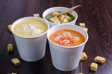  natural tomato, spinach and corn cream