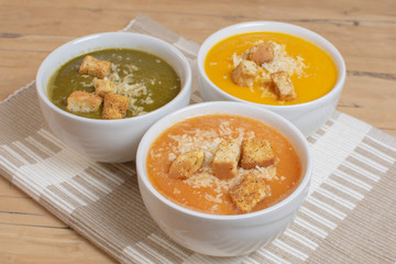natural tomato, spinach and pumpkin cream
