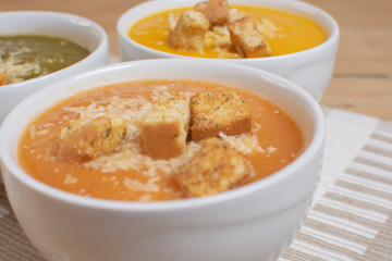 natural tomato, spinach and pumpkin cream