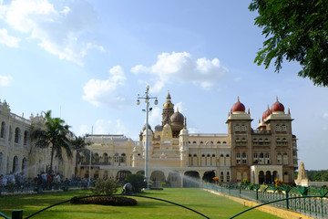 南インドのマイソール宮殿
