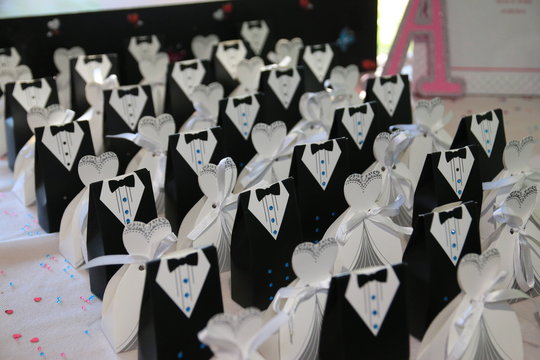 bonbonni&egrave;re mariage cotume d&eacute;coration mariage drag&eacute;