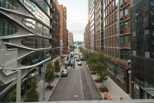 New York City Street between buildings Zaha Hadid Architecture 