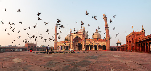 Jama Masjid is the principal mosque of Old Delhi in India - obrazy, fototapety, plakaty