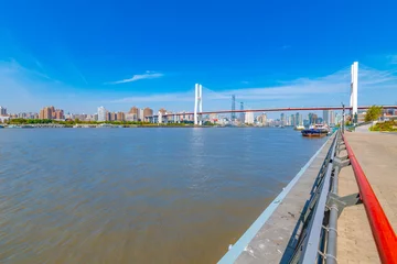 Photo sur Plexiglas Pont de Nanpu Vue sur la ville près du pont Nanpu dans la nouvelle zone de Pudong, Shanghai, Chine