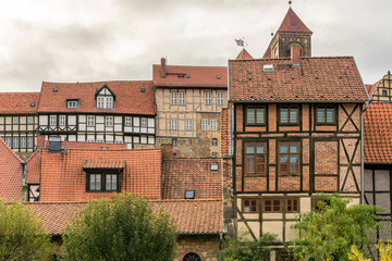 Schlossberg in Quedlinburg mit historischen Fachwerkhäusern