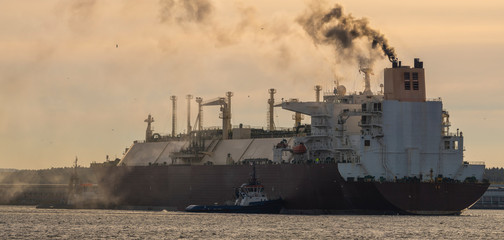 tanker entering the port