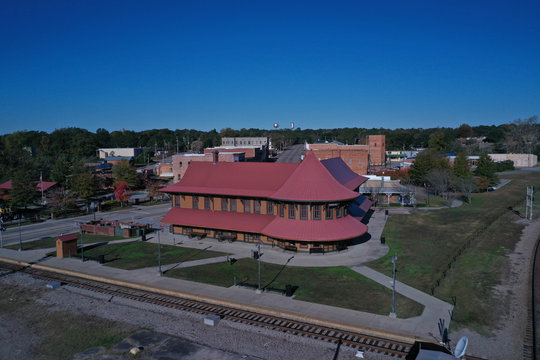 Aerial View Of The Old Hamlet NC Train Depot. Serving As The Terminal For Amtrak. Old Historic Building.