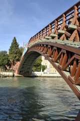 bridge over the river in venice