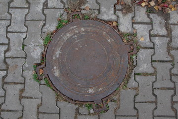 hatch, sewer, metal, cover, shell, texture, old, water, iron, street, round, drain, city,