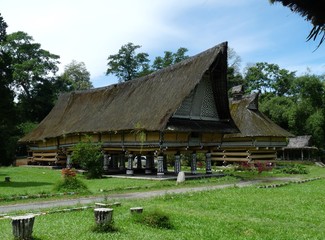 Obraz premium stilt house in sumatra indonesia