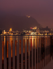Fototapeta premium Bregenz bei Nacht