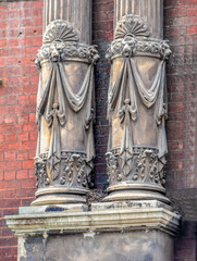 Obraz premium Carved Columns