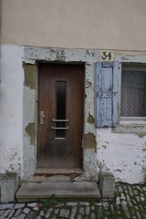 Abgewohntes Haus - lost places I Eingang