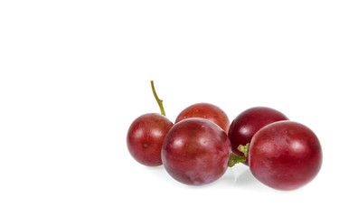 Fototapeta na wymiar red grapes over white background