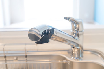 住宅　キッチン　シングルレバー　水栓