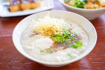 boiled rice with pork and egg