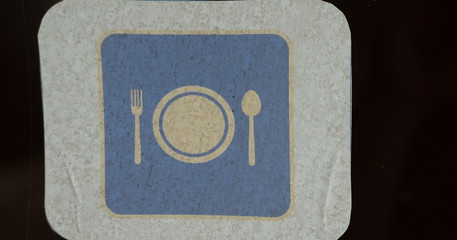 The symbol indicates that it is a dining room.