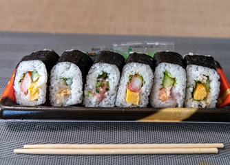 スーパーのお弁当