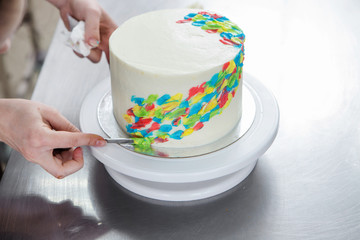 Decorating process cake