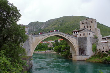 Fototapeta na wymiar bridge over the river in mostar
