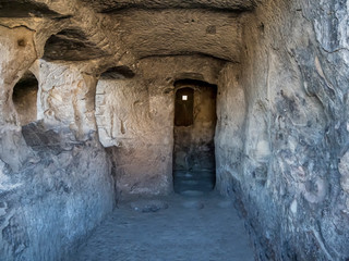 Uplisziche  ist eine Festungs- und Höhlenstadt in Georgien. Bereits in der Bronzezeit siedelten Menschen auf dem Plateau. Die Festungsstadt wurde im 6. Jahrhundert v. Chr. gegründet