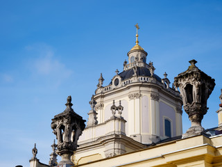 Fototapeta na wymiar LVIV, UKRAINE - NOVEMBER 9, 2019: St. George's Cathedral in Lviv