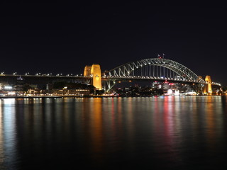Naklejka na ściany i meble sydney harbour bridge at night