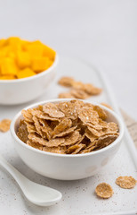 Wholegrain flakes
