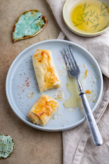 Baked cheesy rolls
