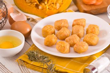 Pumpkin chicken meatballs.