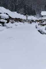 日本の豪雪地帯。冬の大内宿。下郷　福島　日本。１月下旬。