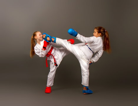 karate girls figters