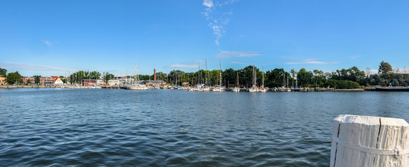 Fototapeta na wymiar Hafen Lauterbach, Insel Rügen