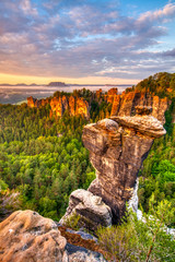 Goldene Stunde - Sonnenaufgang über der Bastei