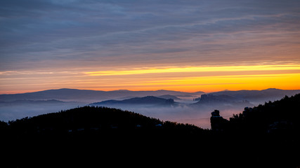 Herbst - Sonnenaufgang auf dem Gohrisch - Nebel