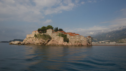 Fototapeta na wymiar The coast of Montenegro. St. Stephen's Island.