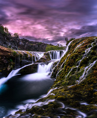 Fototapeta na wymiar gjain waterfall