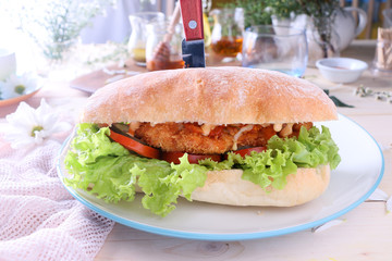 Crispy chicken baguette