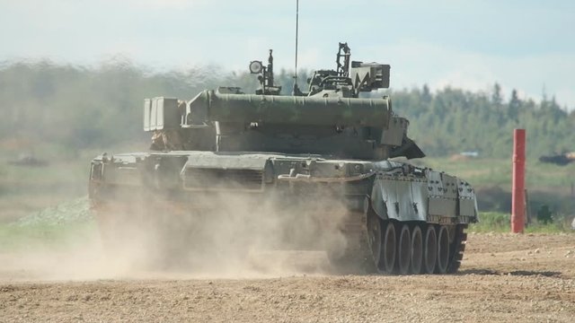 Russian Tank T-80 Close-up