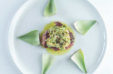 cocina gourgmet con carne al sartén