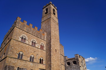 Fototapeta na wymiar Conti Guidi castle, Poppi, Tuscany, Italy
