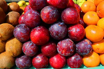 fresh fruits and vegetables in Indian market
