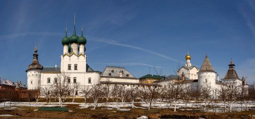 Obraz premium Rostov Veliky Kremlin. Rostov is an ancient Russian city, part of the popular tourist route Golden Ring of Russia
