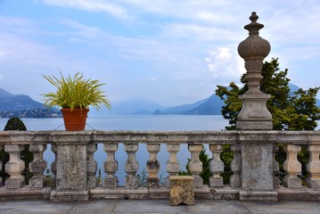 Fototapeta na wymiar View from castle gardens - Isolla bella isle
